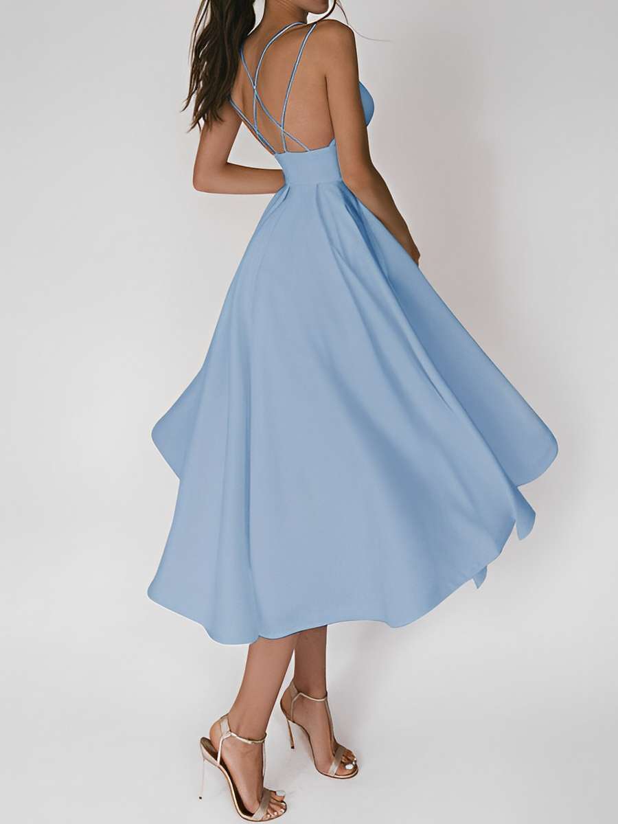 Drune | Ein Leichtes Kleid mit Zarten Spaghettiträgern