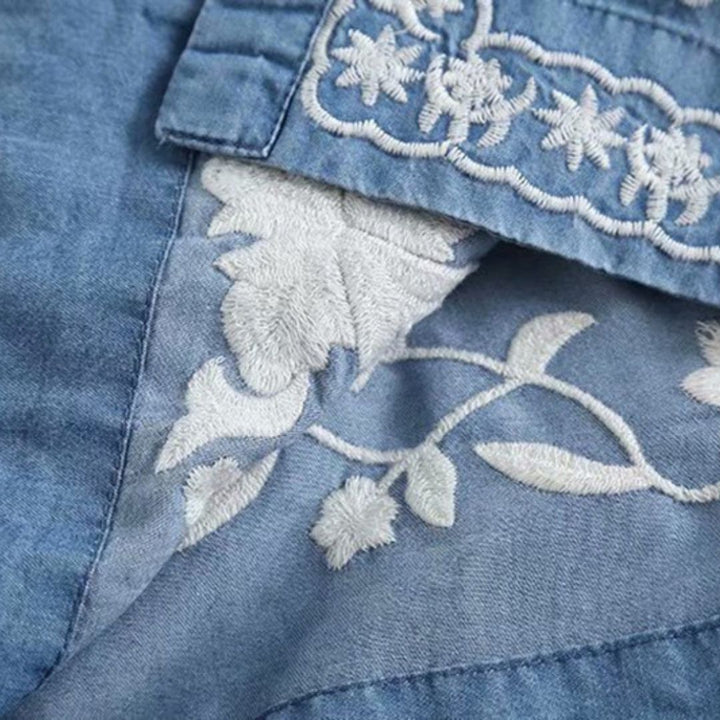 Drune | Bestickte Blumenbluse mit Knopfleiste