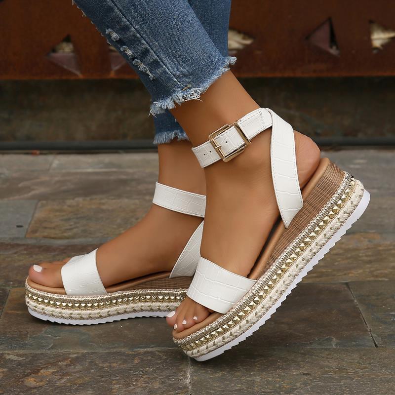 DruneSommer Sandalen mit Schnallenriemen und Plateau