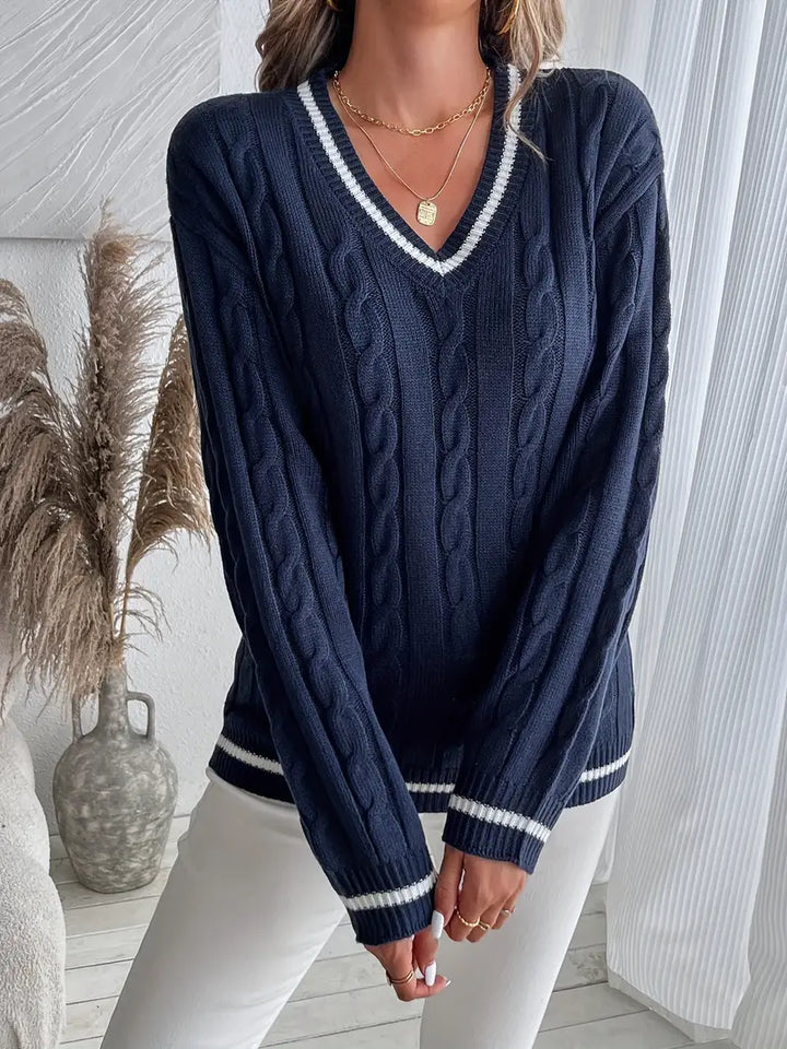 Drune | V-Ausschnitt Kuschelsweater