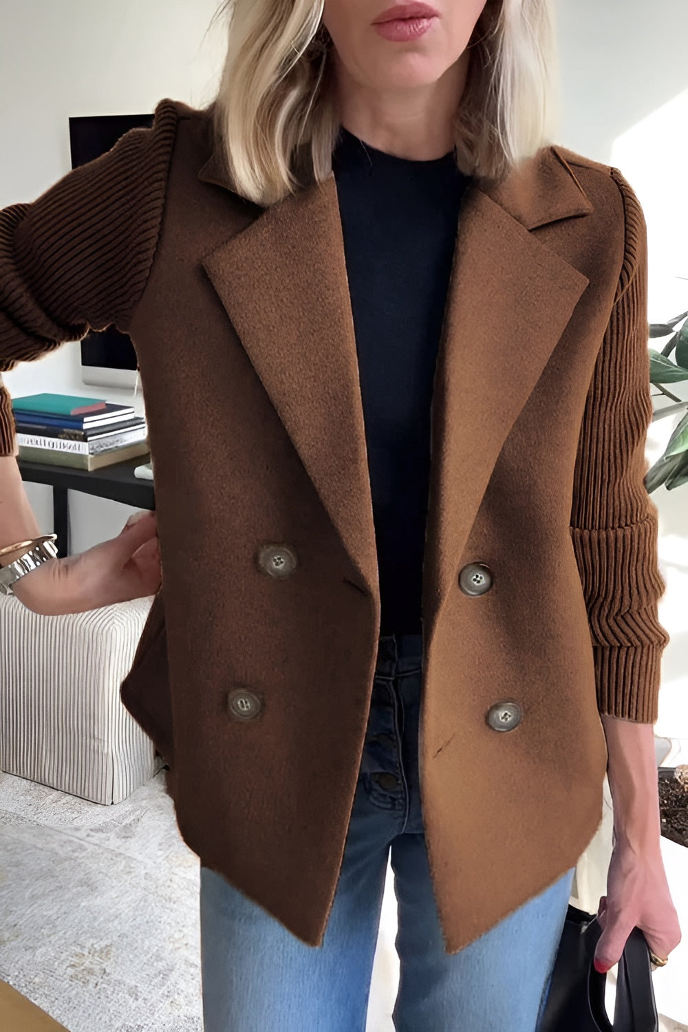 Drune | Damen Blazer aus veganer Wolle mit gestrickten Ärmeln