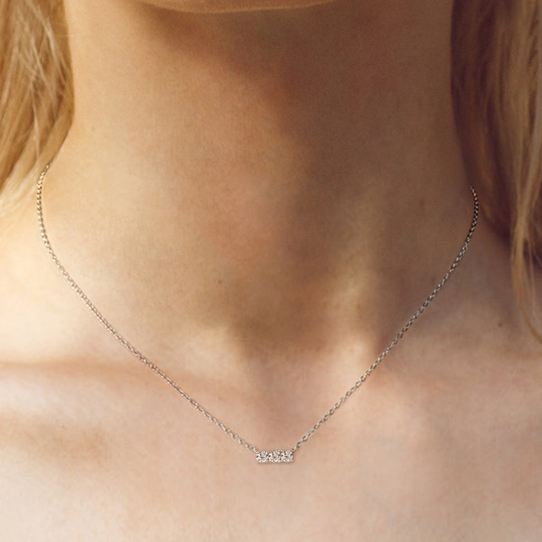 Drune | 925 Sterling Silber Eingelassene Moissanit Bar Halskette