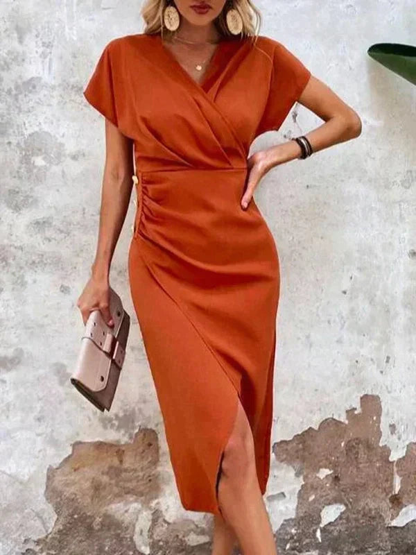 Drune | Midi-Kleid mit V-Ausschnitt und Schlitz