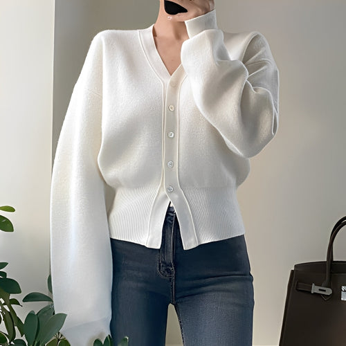 Drune | Klassische, locker gestrickte Strickjacke für Frauen