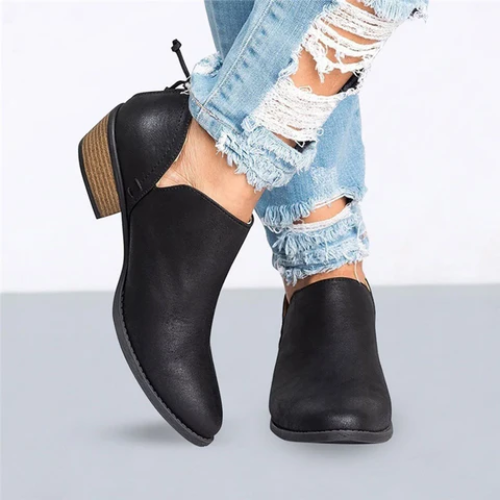 Drune | Damen Stiefeletten aus Kunstleder mit Seitlicher Aussparung, Niedriger Blockabsatz, Lässig