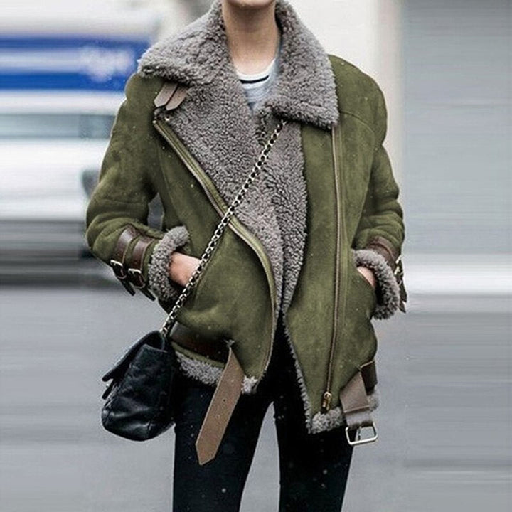 Drune – Wunderschöne Wildlederjacke mit Teddyfell