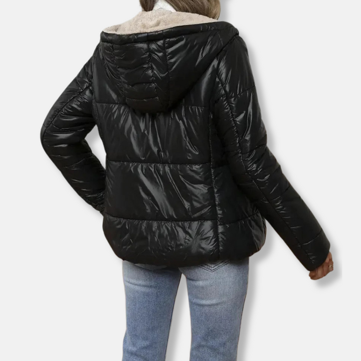 Drune | Damen Steppjacke – Lockere Passform – Mit Kapuze – Wasserabweisend – Plüschgefüttert – Isoliert