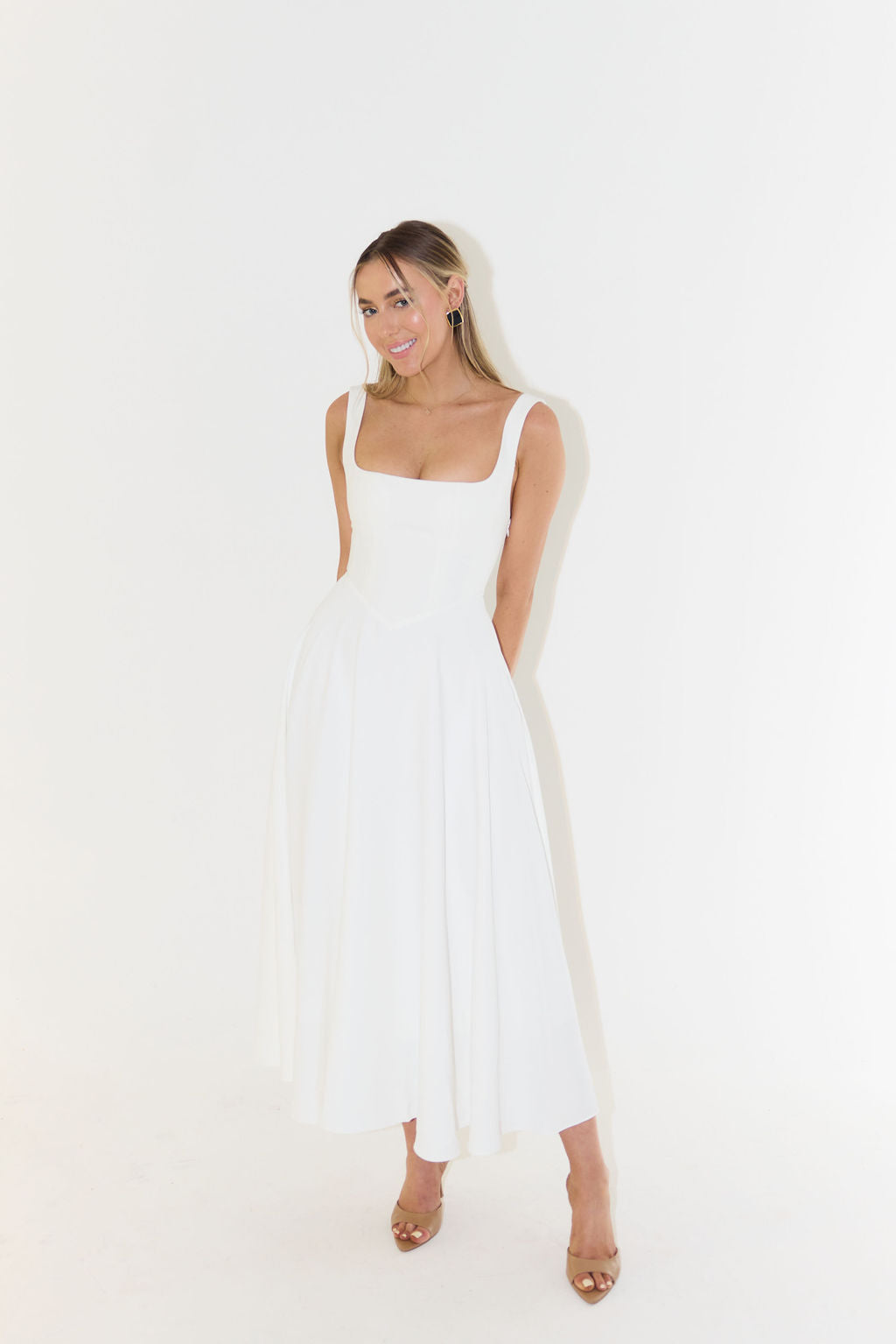 Drune | Midikleid mit quadratischer Ausschnitt