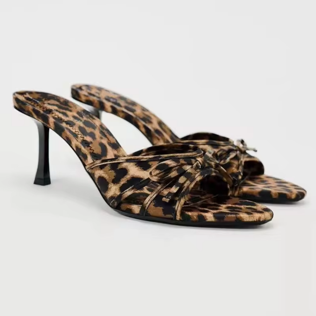 Drune | High-Heeled Slippers mit Leopardenmuster
