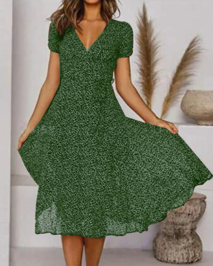 Drune | Druckseide Chiffonkleid mit Kurzen Ärmeln und V-Ausschnitt für Damen