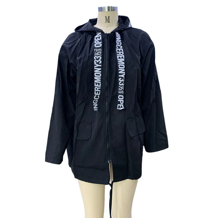 Drune | Lässiger Trenchcoat Damen mit Grafischen Details und Vordertaschen