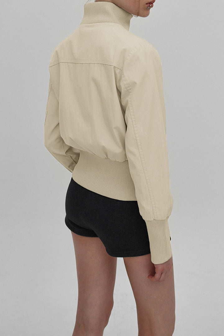 Drune | Gürtelter Stehkragenjacke