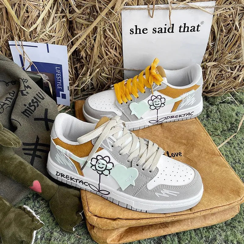 Drune | Bunte Sneakers mit einzigartigen Details
