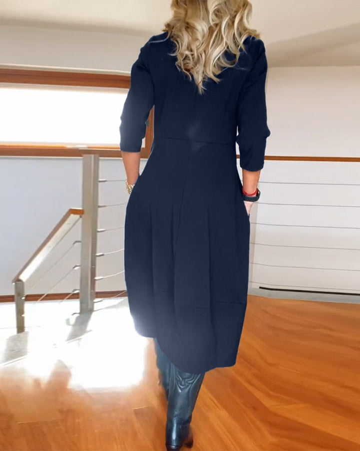 Drune | Einfarbiges Kleid mit Rundhalsausschnitt und Tasche