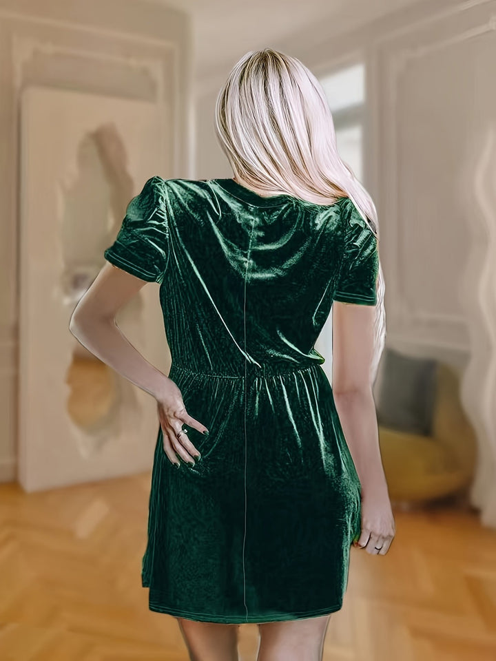 Drune | Einfarbiges Samtkleid