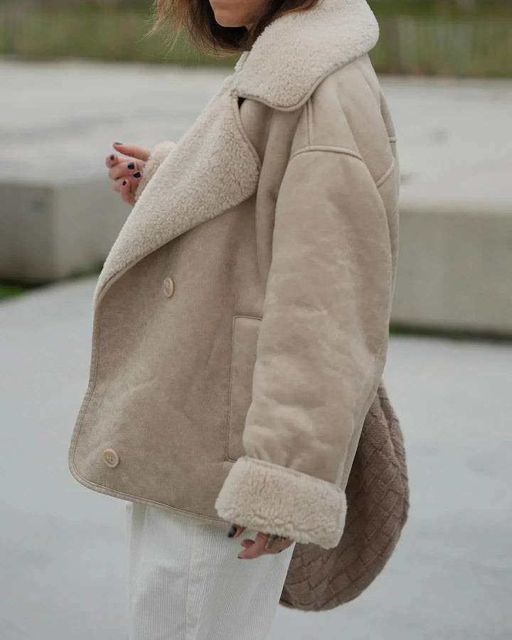 Drune | Stilvolle Jacke mit Kunstleder und Fleece Details