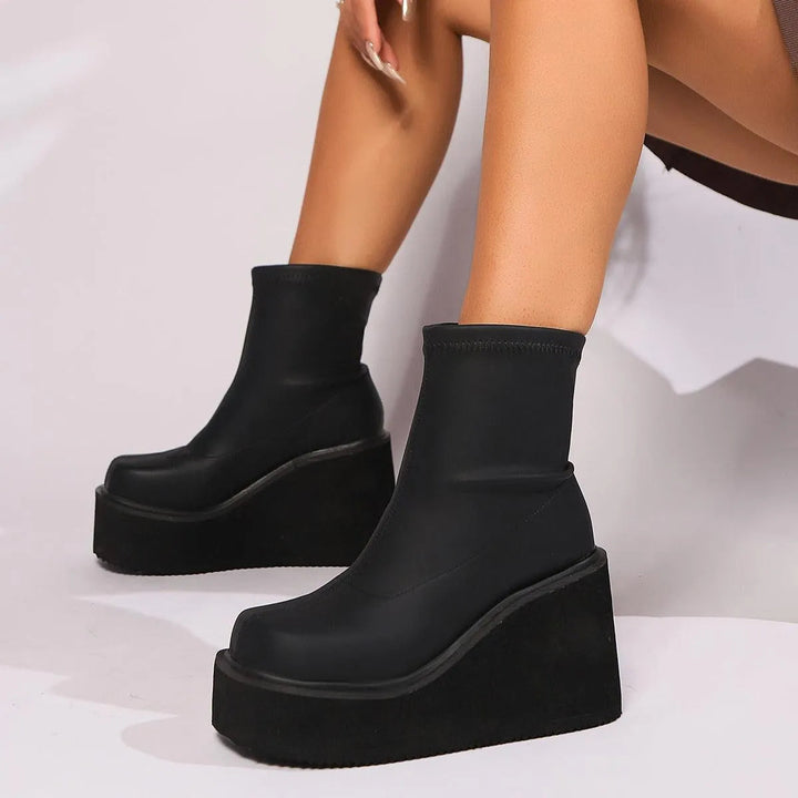 Drune | Keil- und Plateau-Stiefeletten