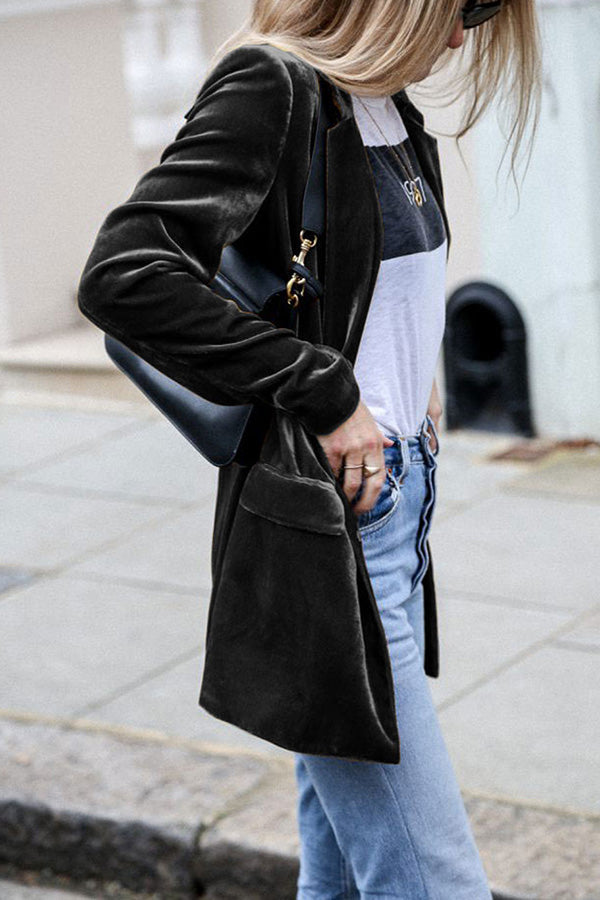 Drune samtblazer im streetstyle