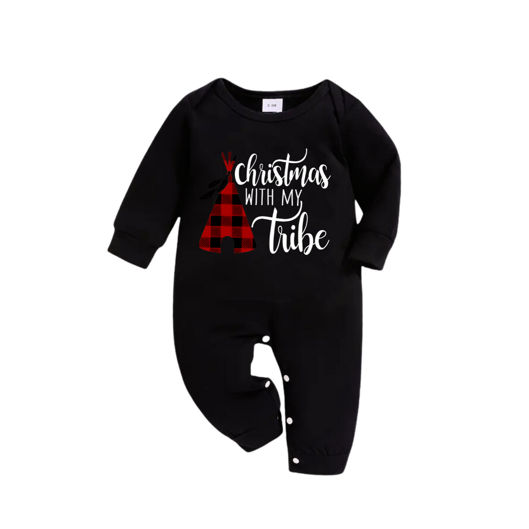 Drune | "Frohe Weihnachten" Textdruck Schwarz Langarmoberteil mit grünem und schwarzem karriertem Familien-Pyjama