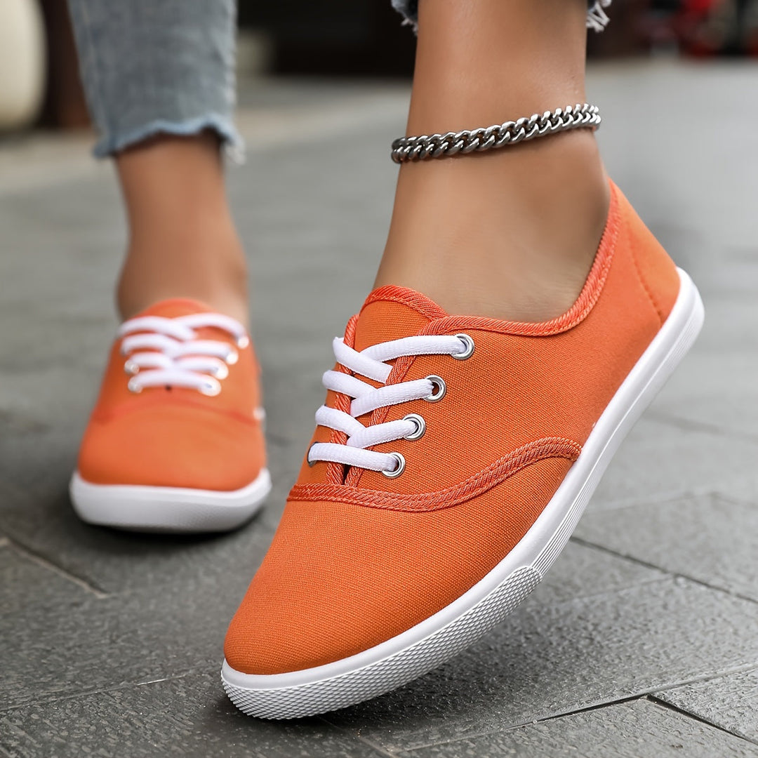 Drune | Bequeme Niedrige Canvas Sneakers in Weiß