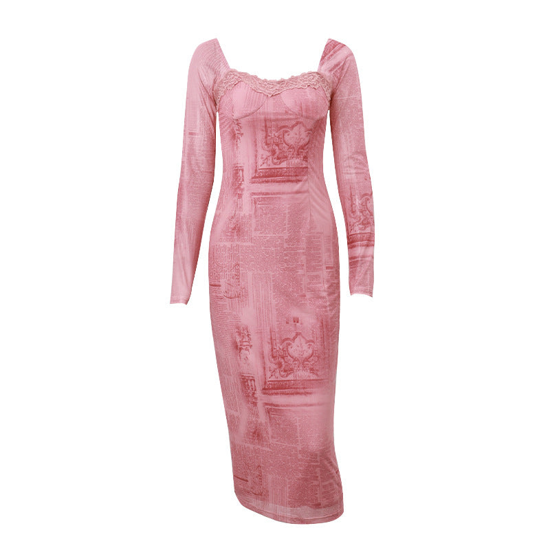 Drune Slim-Fit Kleid mit quadratischem Kragen und langen Ärmeln für Damen