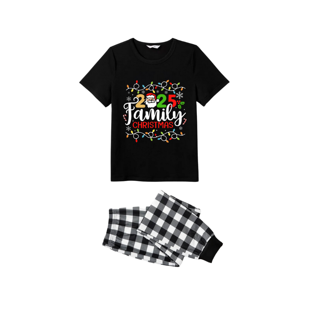 Drune | Schwarz-Weiß Karierte Weihnachts Kurzarm-Pyjama Set Mit Weihnachtslichtern und "2025 Familienweihnachten" Textdruck