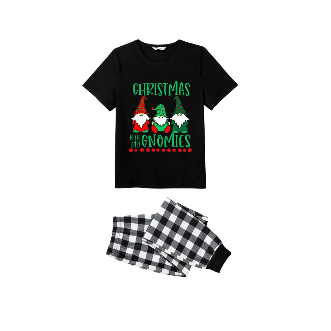 Drune | Schwarz-weißer karierter Weihnachts-Pyjama-Set mit kurzen Ärmeln und "Weihnachten mit meinen Gnomen" Textdruck