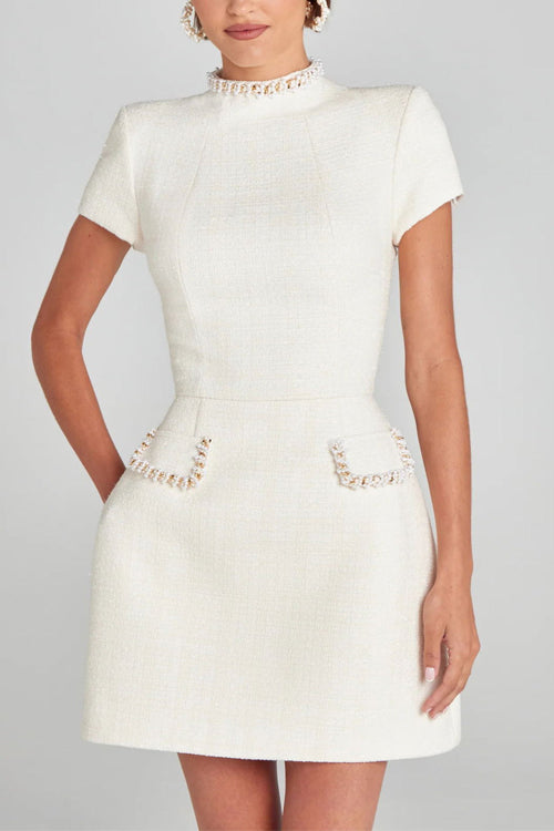 Drune | Rosiedress Mockneck Perlenbesatz Tailliertes Tweed Mini-Kleid