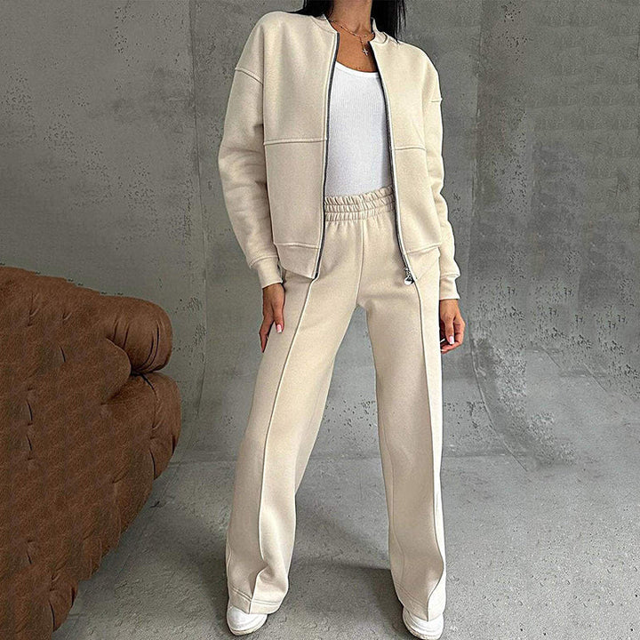 Drune | Casual two-piece set with a loose-fitting jacket and wide-leg trousers.