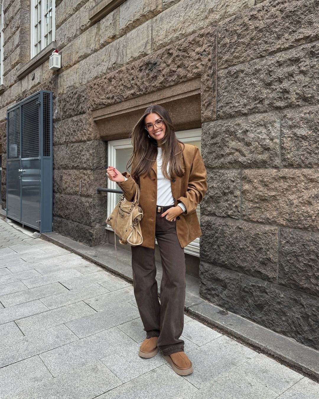 Drune | Blazer - camel Farbe Damenjacke mit stilvollem Schnitt