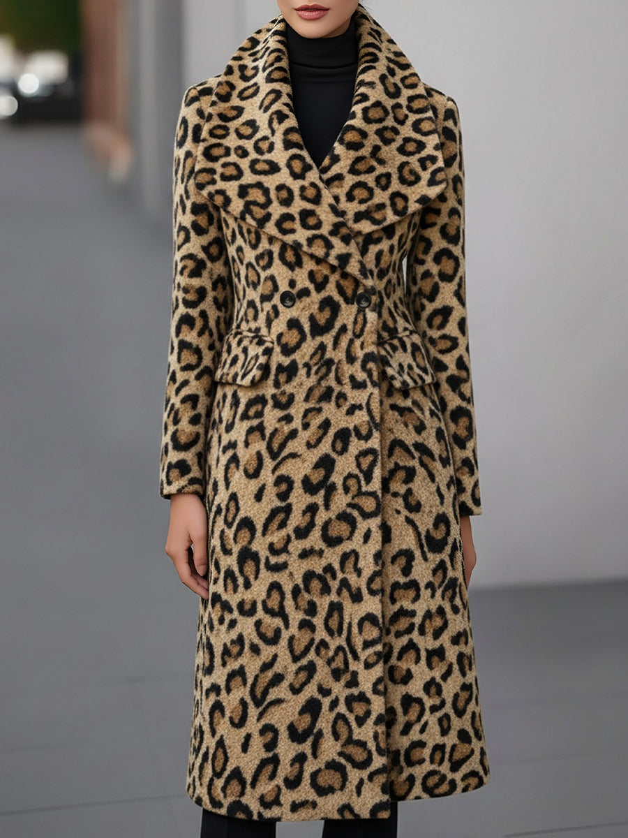 Drune | Winterjacke mit Leopardenmuster, beidseitig aus Wolle – elegante Auß Jacke für legere und formelle Anlässe