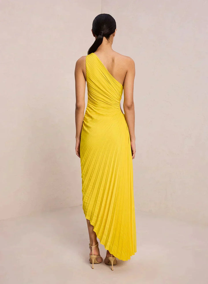 Drune | One Shoulder Plissee Midi Kleid