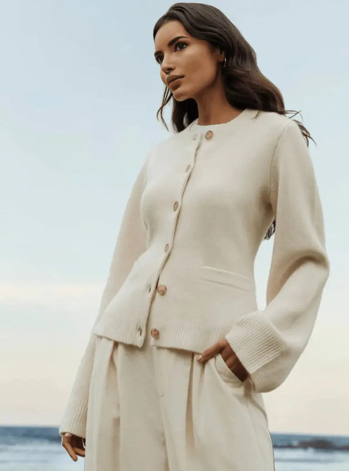 Drune | Klassische Damen Strickjacke mit Knopfleiste