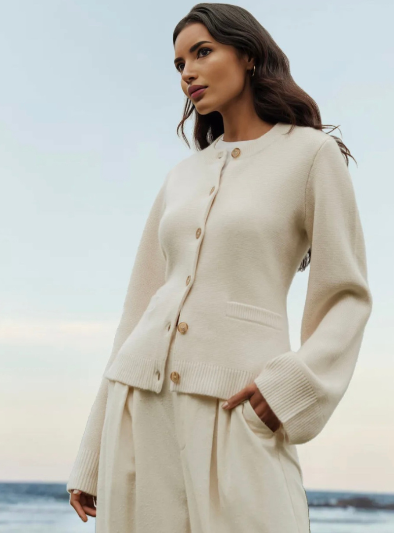 Drune |  Strickjacke - Elegant - Luxuriöss Material - Alltagstauglich für Damen