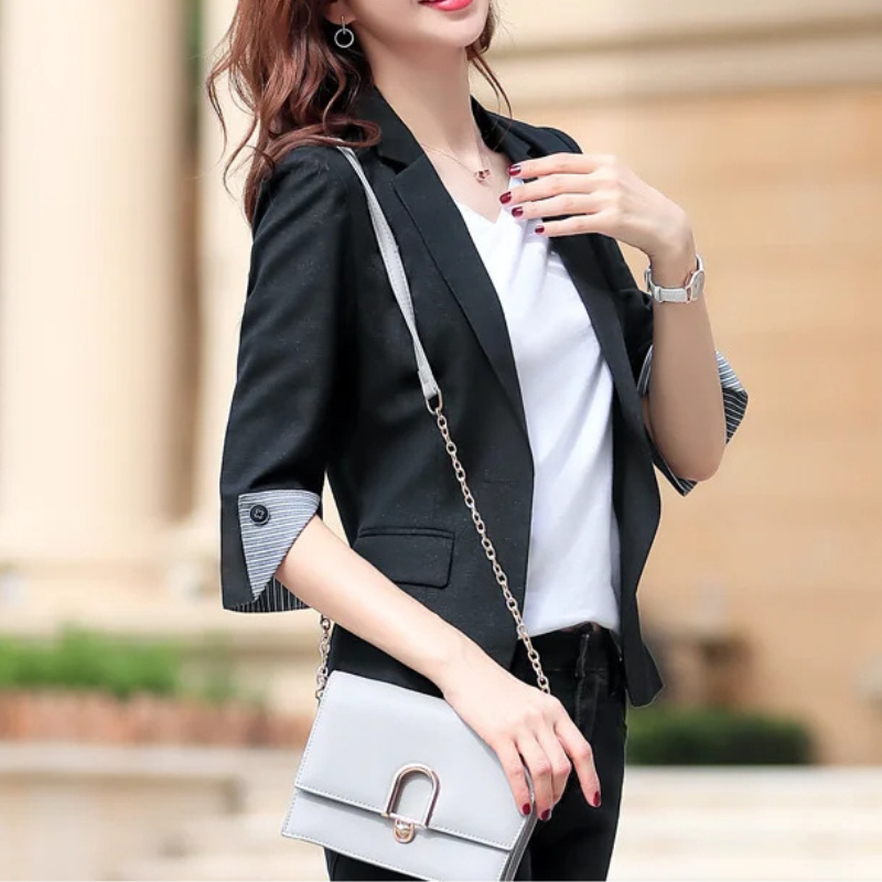 Drune | Eleganter Damenblazer mit Knopfdetails Ideal für Das Büro