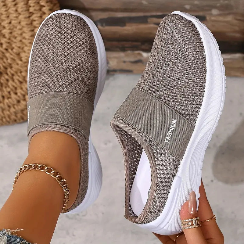 Drune | Orthopädische Slip on Damenschuhe mit Klettverschluss