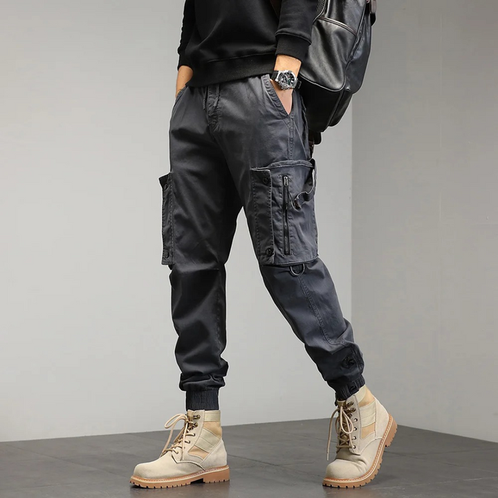 Drune | Herren Cargo Hose im praktischen Design