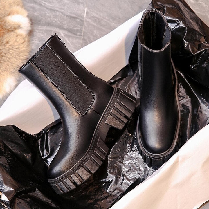 Drune | Damen Stiefel Modische Plateaustiefel Mit Slip on Design, Alltagstauglich