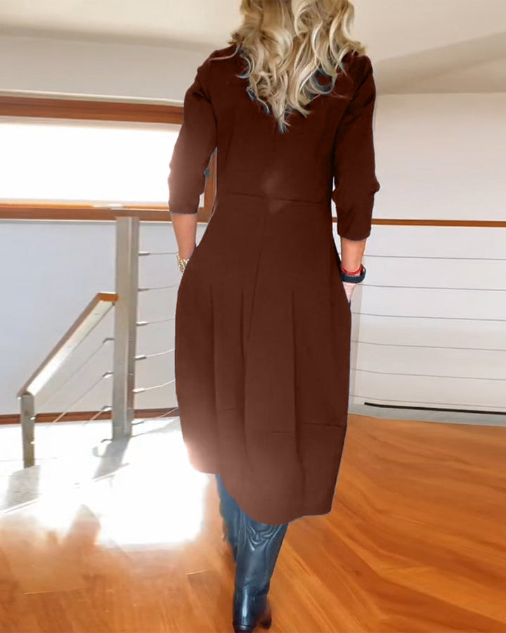 Drune | Einfarbiges Kleid mit Rundhalsausschnitt und Tasche