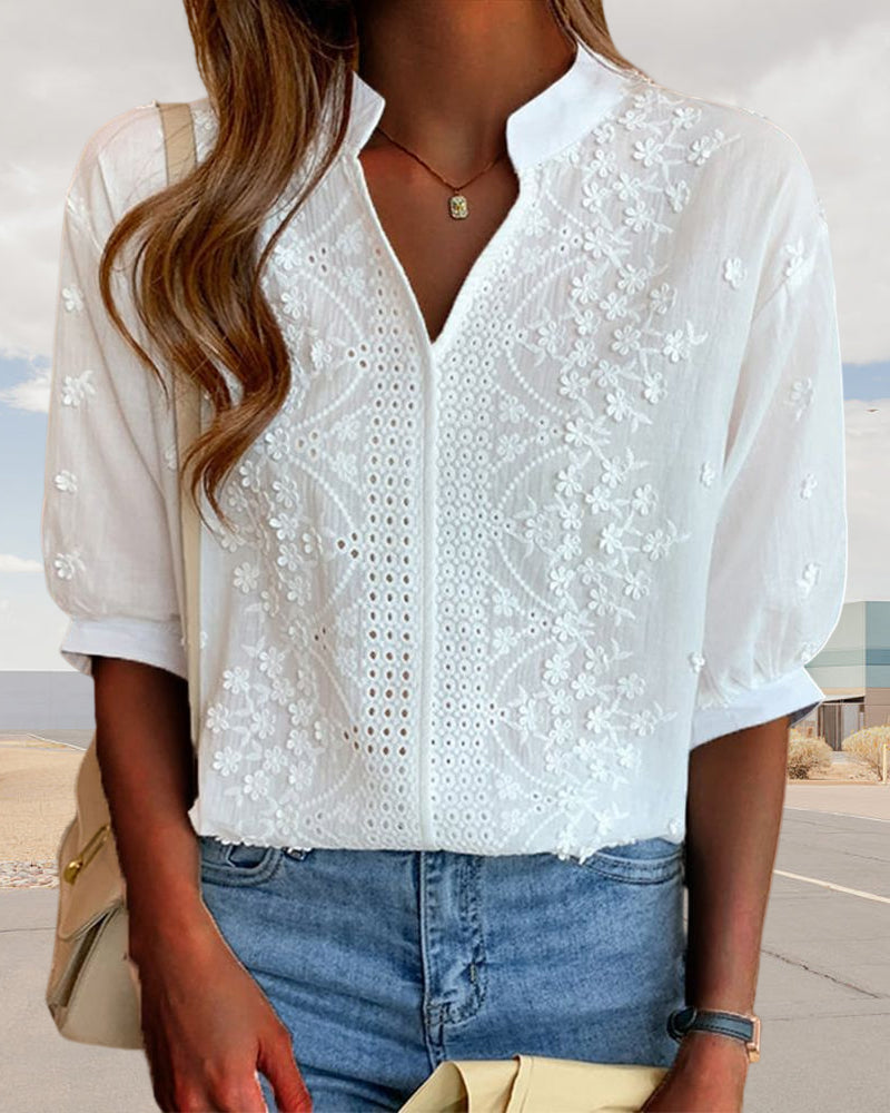 Drune | Bestickte V-Ausschnitt Bluse