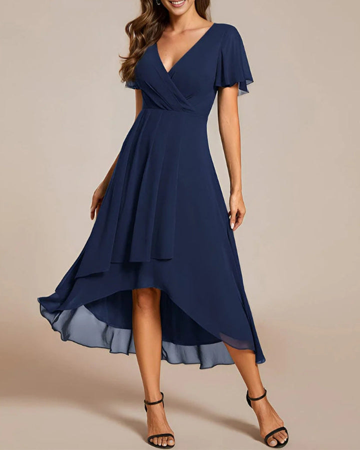 Drune | Kleid mit V-Ausschnitt und Rüschenärmeln