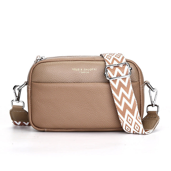 Drune | Schlichte Schultertasche Aus Veganem Leder Im Kleinen Quadratischen Format