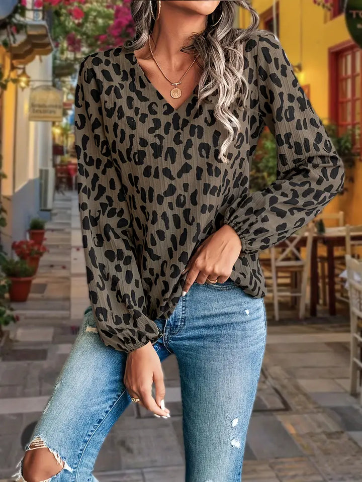 Drune | Bluse mit V-Ausschnitt und Leopardenmuster
