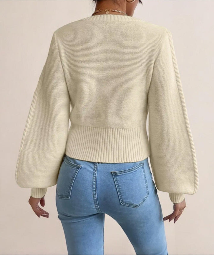 Drune | Damenpullover mit Modernem und Chic Rechteck-Ausschnitt