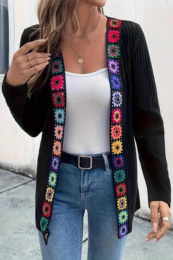 Drune | Strickjacke mit Blumenrand und langen Ärmeln