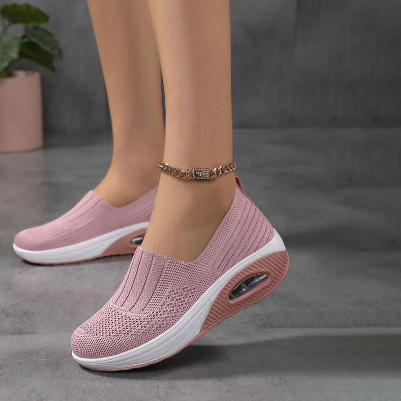 Drune | Atmungsaktive Slip on Sneaker Mit Ergonomischer Sohle Für Damen