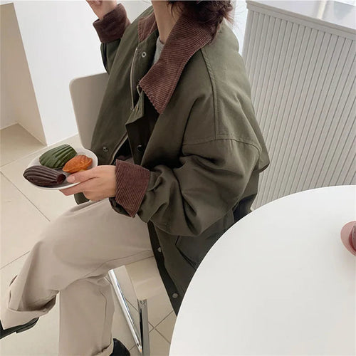 Drune | Women's vintage-style jacket with a turn-down collar and large pockets
