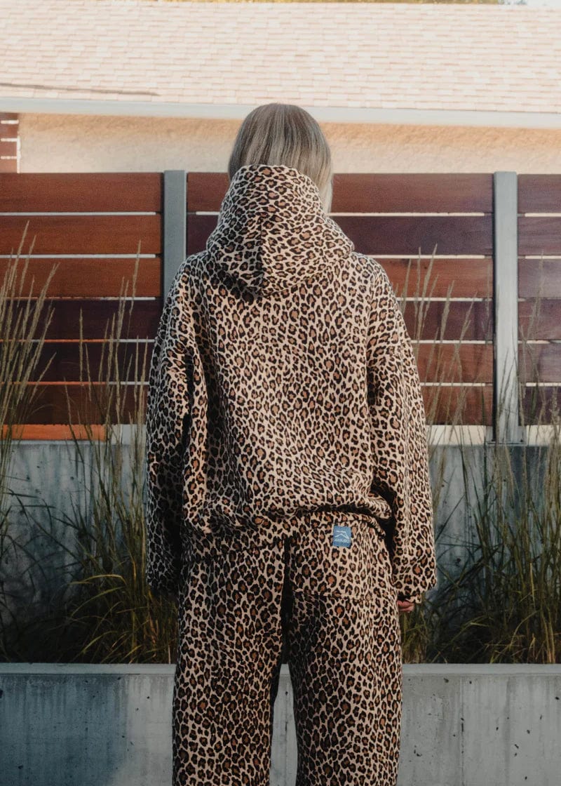 Drune | Kapuzenpullover mit Leopardenmuster für einen lässig-schicken Look
