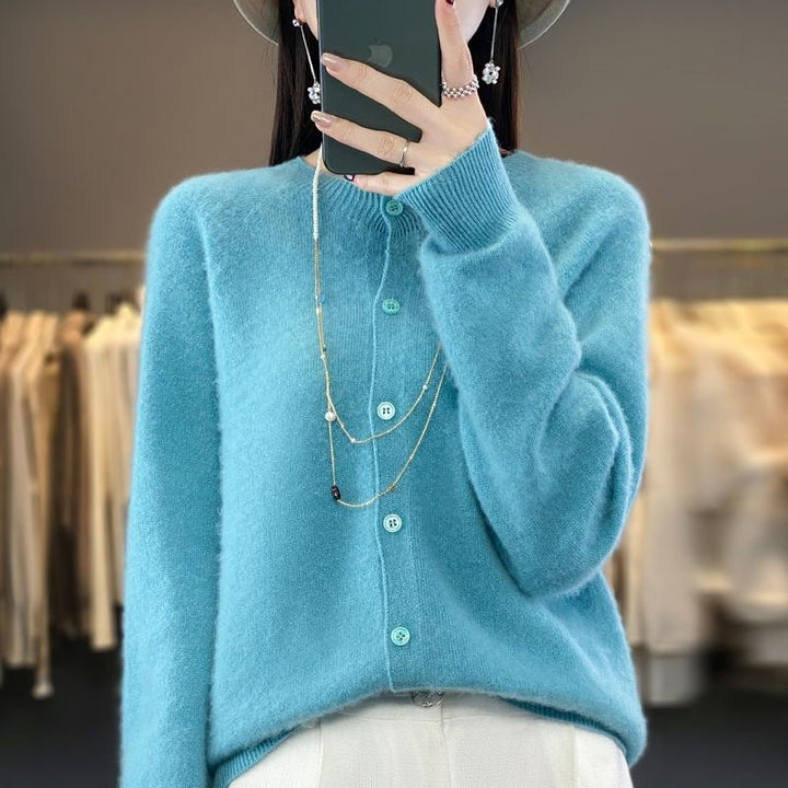 Drune | Merino Wollstrickjacke Mit Rundhalsausschnitt Und Langen Ärmeln