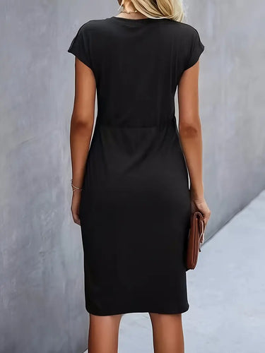 Drune | Stylisches Figurbetontes Kleid mit Rundhalsausschnitt
